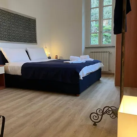 Castello Camelia & Oleandro - View Of Apartman Dervio